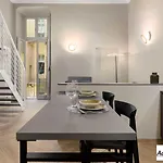 Aparthotel Q71 Timeless 4*