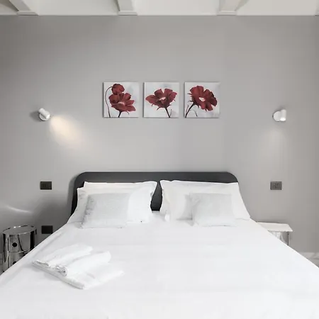 Q71 Timeless Aparthotel