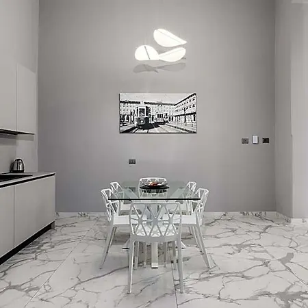 Aparthotel Q71 Timeless 4*