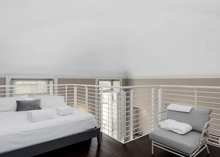 Aparthotel Q71 Timeless 4*