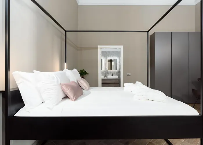 Aparthotel Q71 Timeless 4*