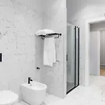 Q71 Timeless Apart Otel Torino