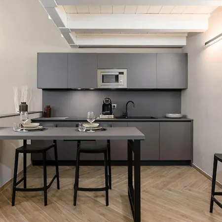 Q71 Timeless Апарт-отель 4*