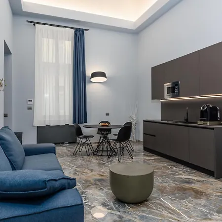 Q71 Timeless 4* Τορίνο